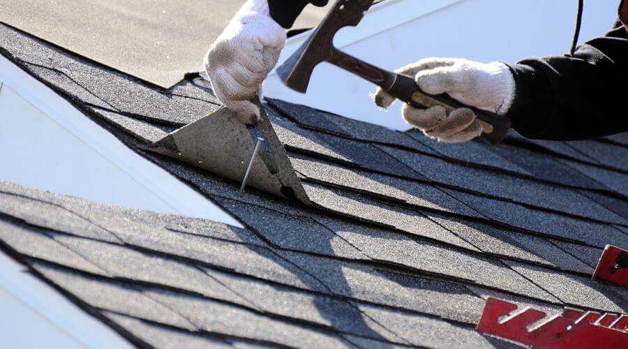 Professional gutter cleaning in Mackey, IN
